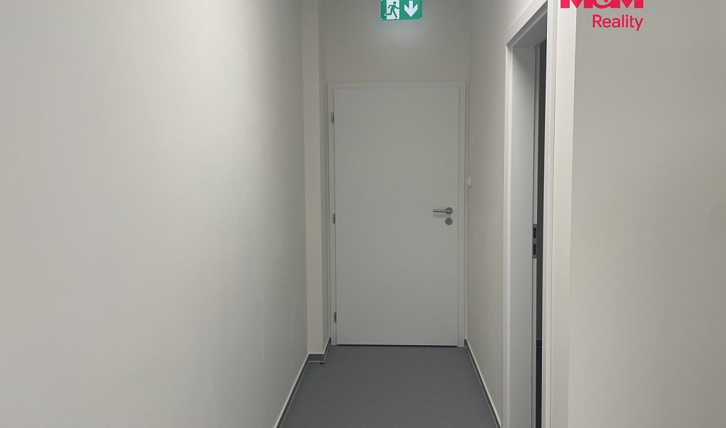Pronájem obchodních prostor 47 m², Most – náhled fotky 5