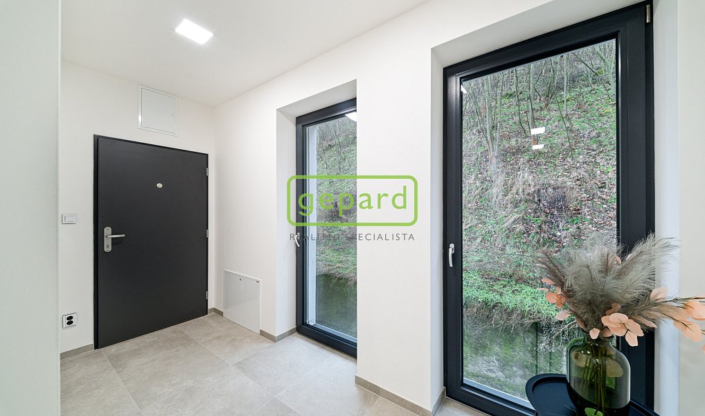 Prodej bytu 2+kk 57 m², Praha – náhled fotky 12