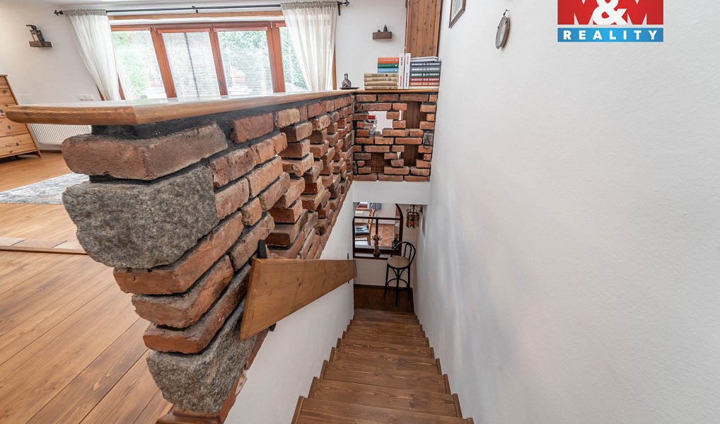 Prodej domu 169 m² s pozemkem 1 039 m², Beroun – náhled fotky 22