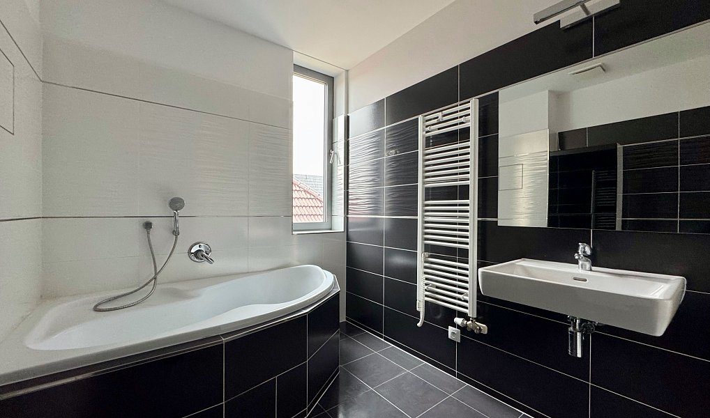 Pronájem bytu 3+kk 94 m², Praha – náhled fotky 15