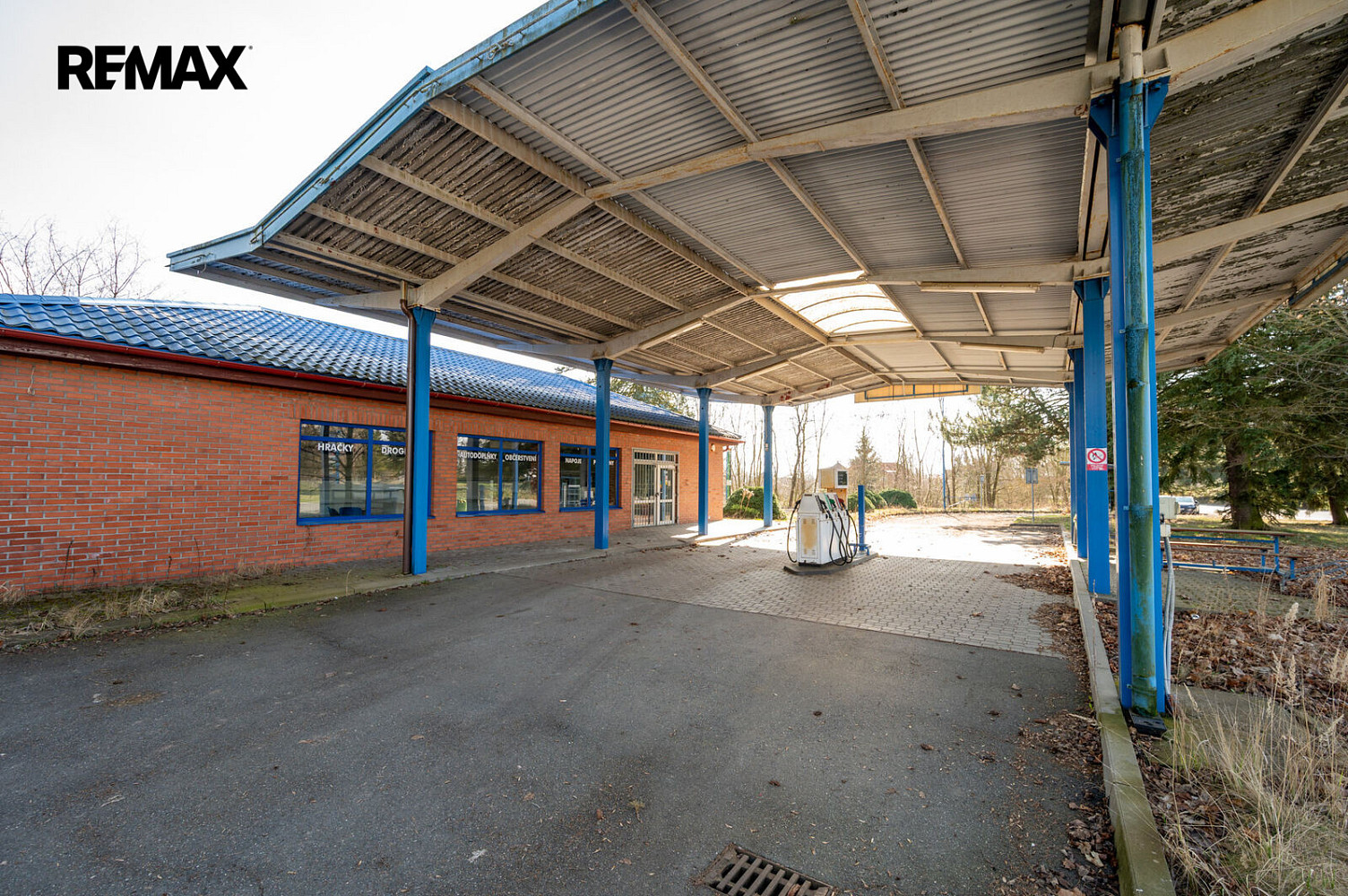 Prodej komerčního objektu (jiného typu) 200 m² – fotografie 3