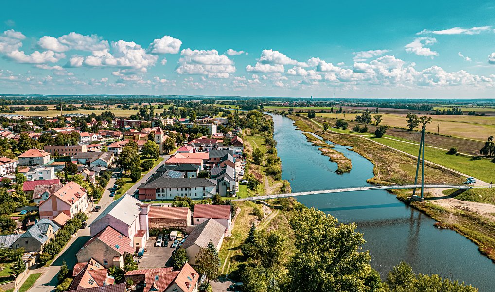 Prodej domu 280 m² s pozemkem 600 m², Lužec nad Vltavou – náhled fotky 20
