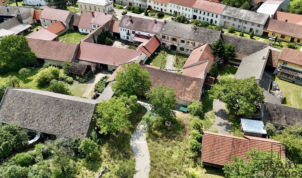 Prodej domu 450 m² s pozemkem 4 431 m², Vanovice – náhled fotky 20