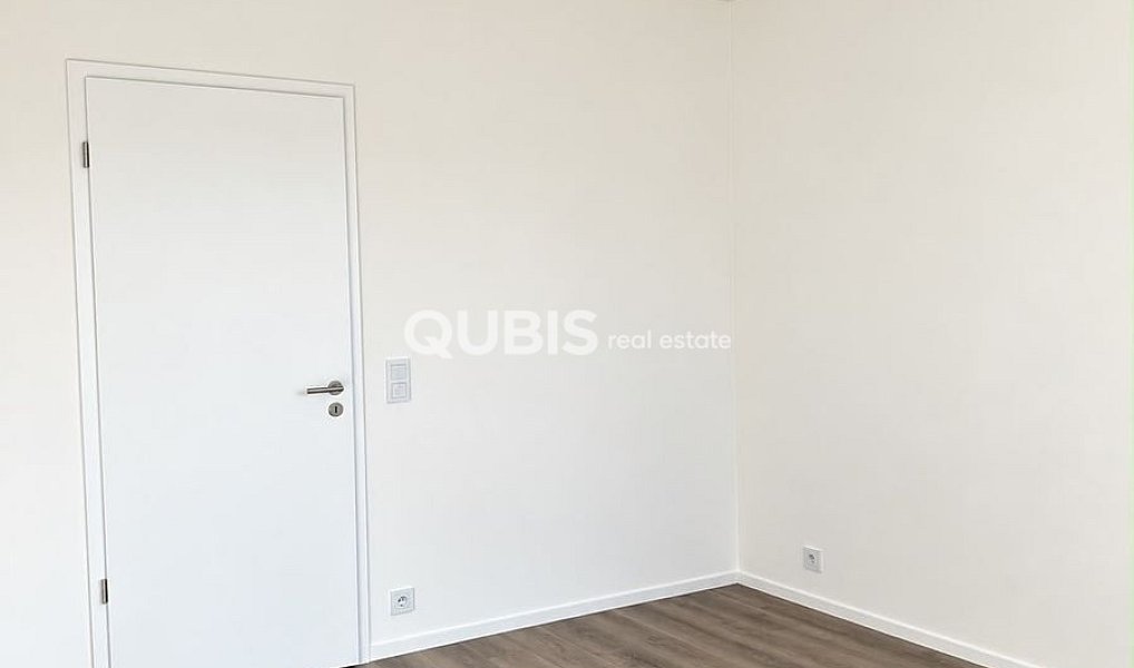 Pronájem bytu 2+kk 147 m², Praha – náhled fotky 5