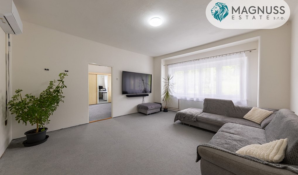 Prodej domu 297 m² s pozemkem 2 112 m², Hranice – náhled fotky 6