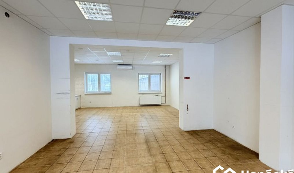 Pronájem obchodních prostor 99 m², Bystřice pod Hostýnem – náhled fotky 6