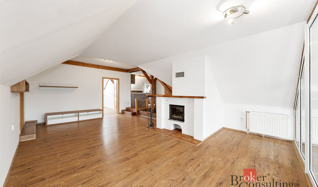 Prodej obchodních prostor 1 000 m², Hostivice – náhled fotky 25