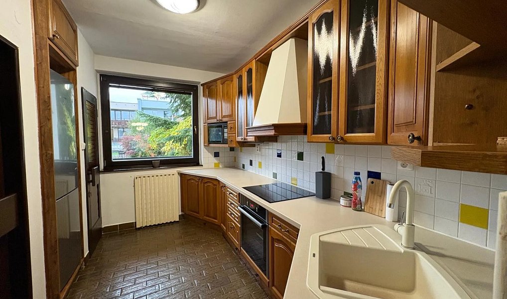 Pronájem domu 260 m² s pozemkem 175 m², Praha – náhled fotky 7