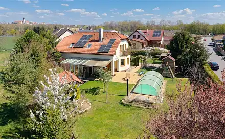Prodej domu 210 m² s pozemkem 1 249 m², Jahodová, Hořín, okres Mělník
