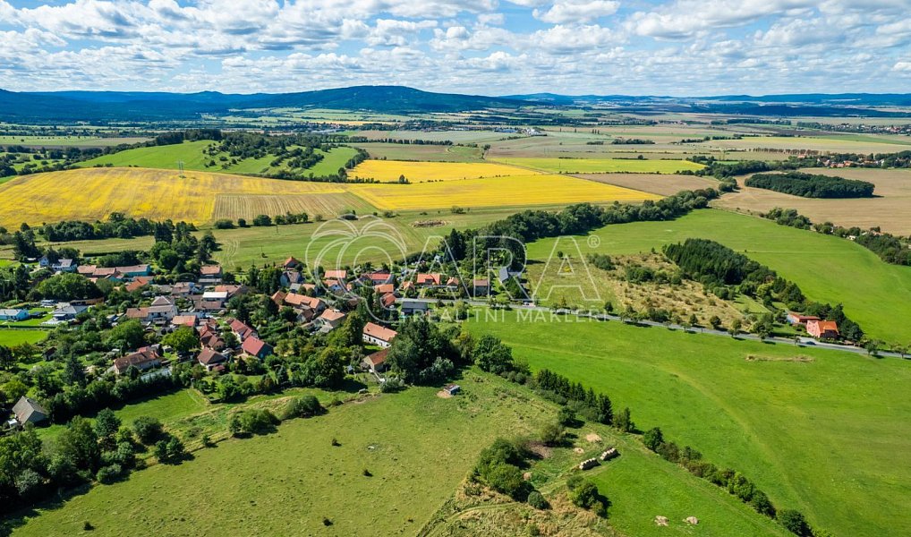 Prodej domu 97 m² s pozemkem 1 094 m², Velký Chlumec – náhled fotky 21