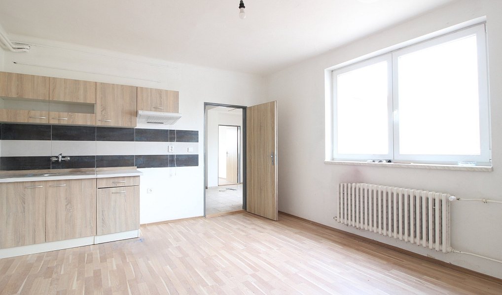 Pronájem výrobních prostor 246 m², Ivančice – náhled fotky 8
