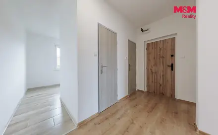 Prodej bytu 2+1 55 m², Rooseweltova, Sokolov