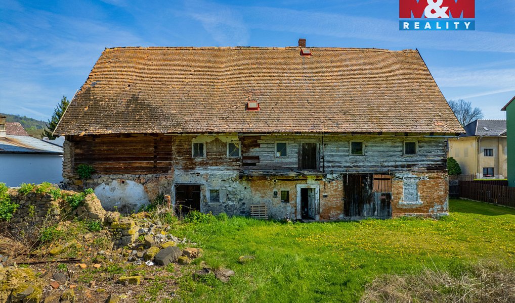 Prodej domu 362 m² s pozemkem 911 m², Stružnice – náhled fotky 18