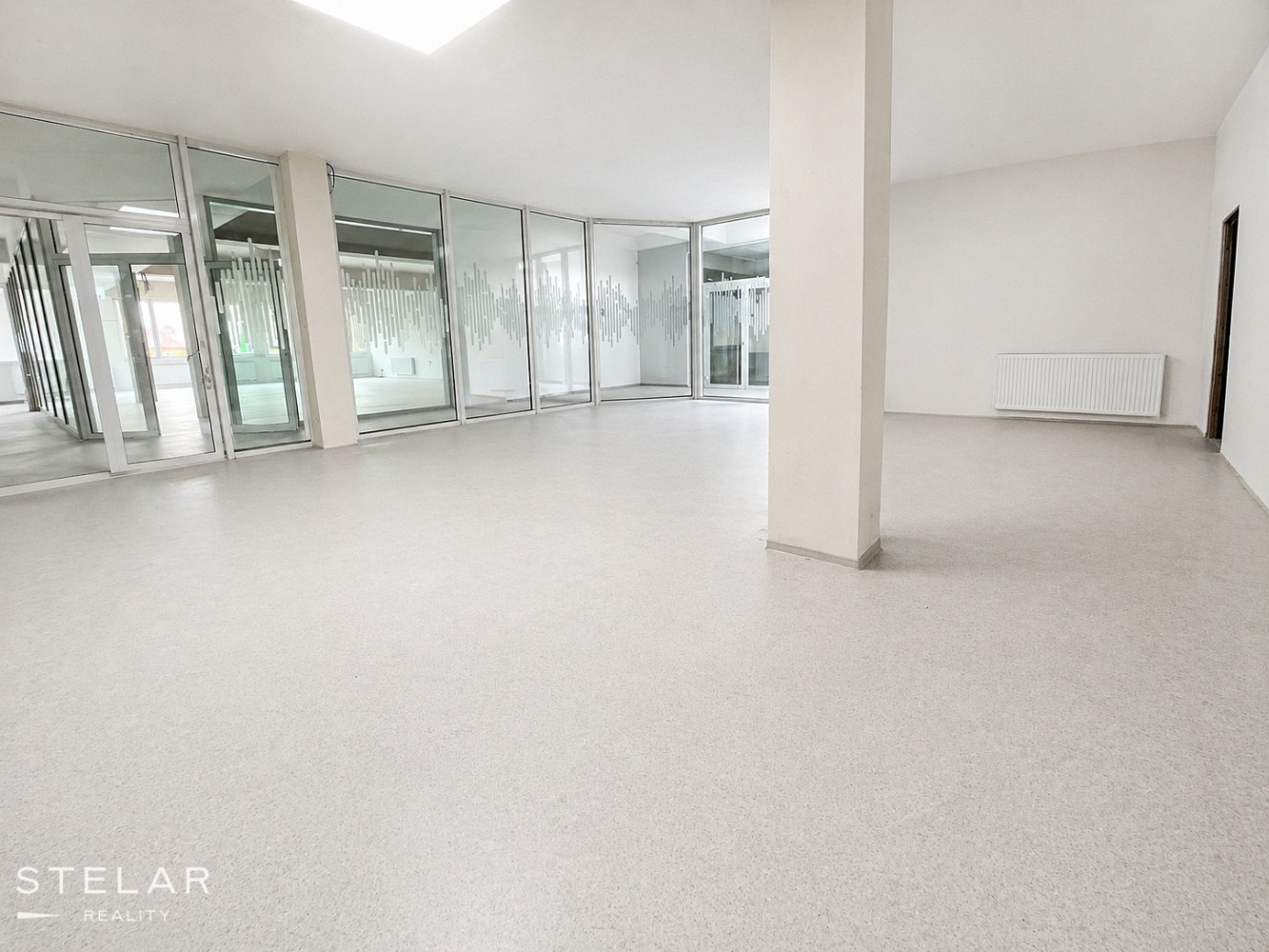 Pronájem obchodních prostor 113 m² – fotografie 4