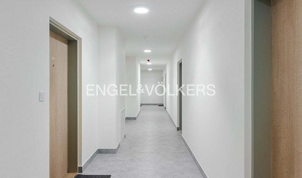 Pronájem bytu 2+kk 42 m², Praha – náhled fotky 11