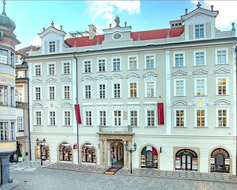 Pronájem kanceláře 250 m²