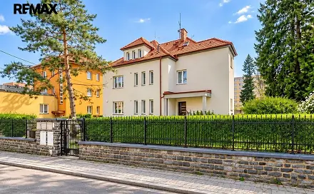 Pronájem bytu 3+kk 74 m²
