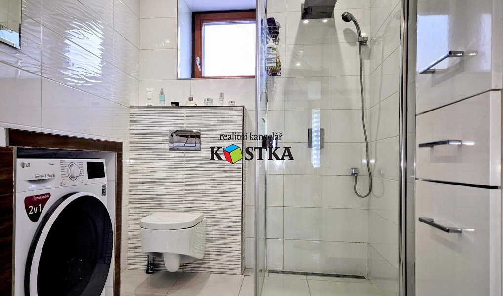 Prodej domu 190 m² s pozemkem 1 457 m², Kopřivnice – náhled fotky 22