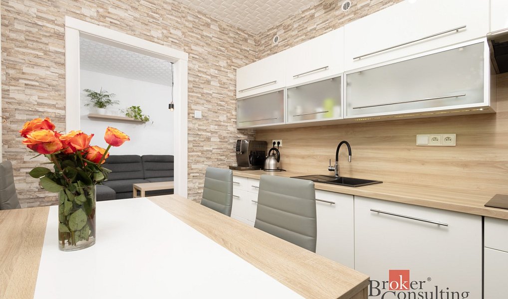 Pronájem bytu 3+1 62 m², Bruntál – náhled fotky 7