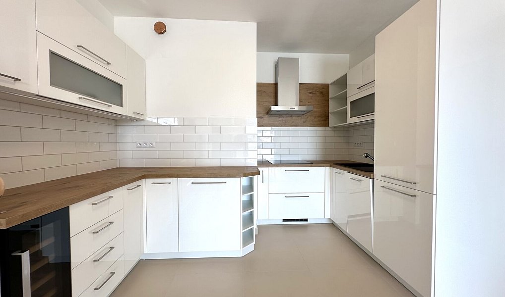 Pronájem bytu 3+kk 91 m², Olomouc – náhled fotky 2