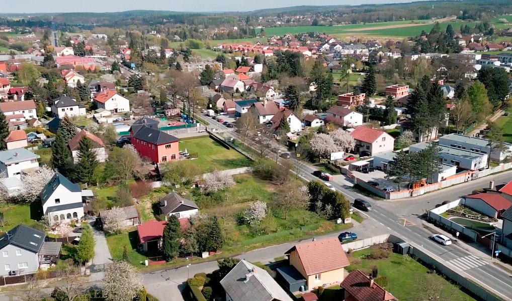 Prodej stavebního pozemku 1 357 m², Mukařov – náhled fotky 2