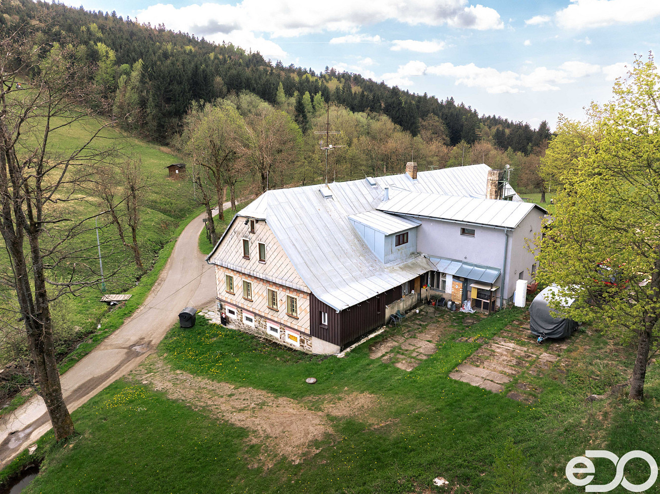 Prodej ubytovacího objektu 1 400 m² — photo 3