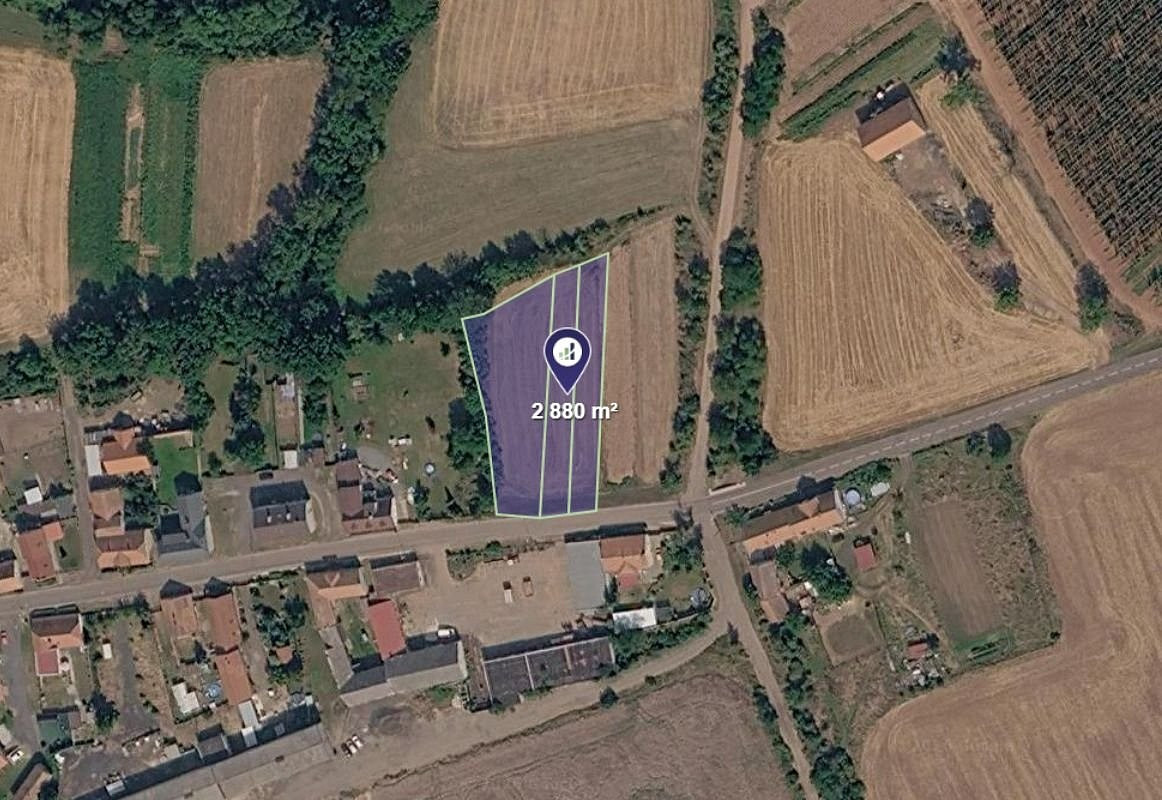 Prodej stavebního pozemku 2 880 m²