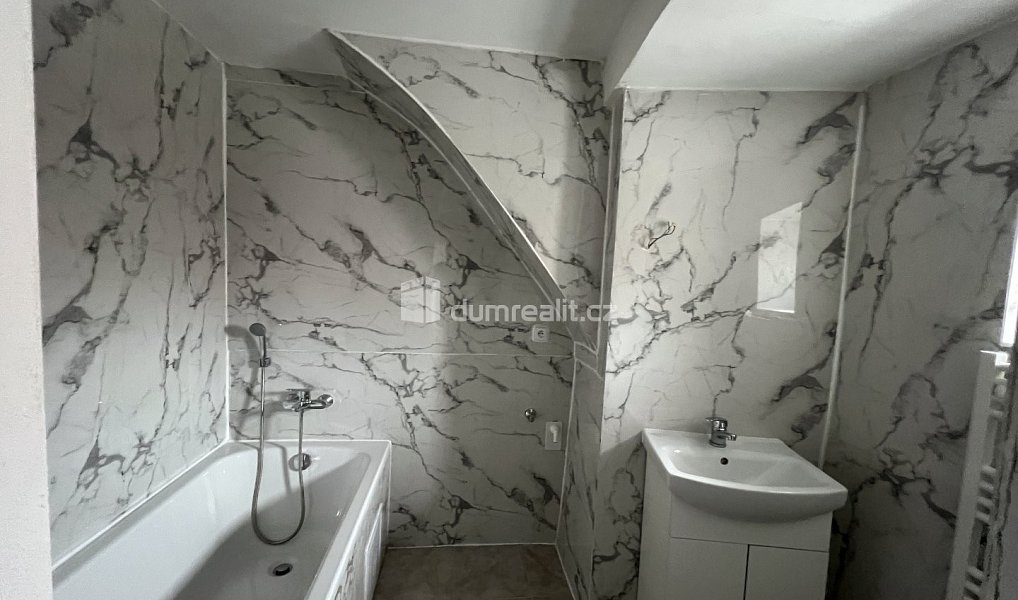 Prodej domu 249 m² s pozemkem 249 m², Podomí – náhled fotky 5