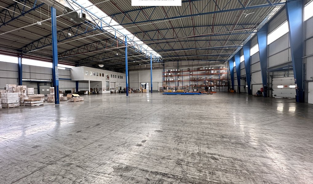 Pronájem výrobních prostor 1 931 m², Kněževes – náhled fotky 10