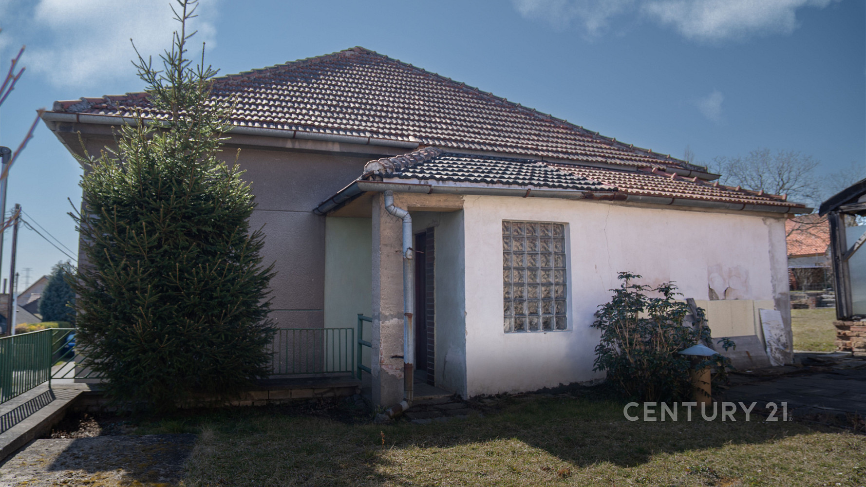 Prodej domu 186 m² s pozemkem 1 322 m² – fotografie 2