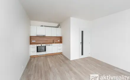 Pronájem bytu 2+kk 46 m², Mladoboleslavská, Praha 9 - Kbely