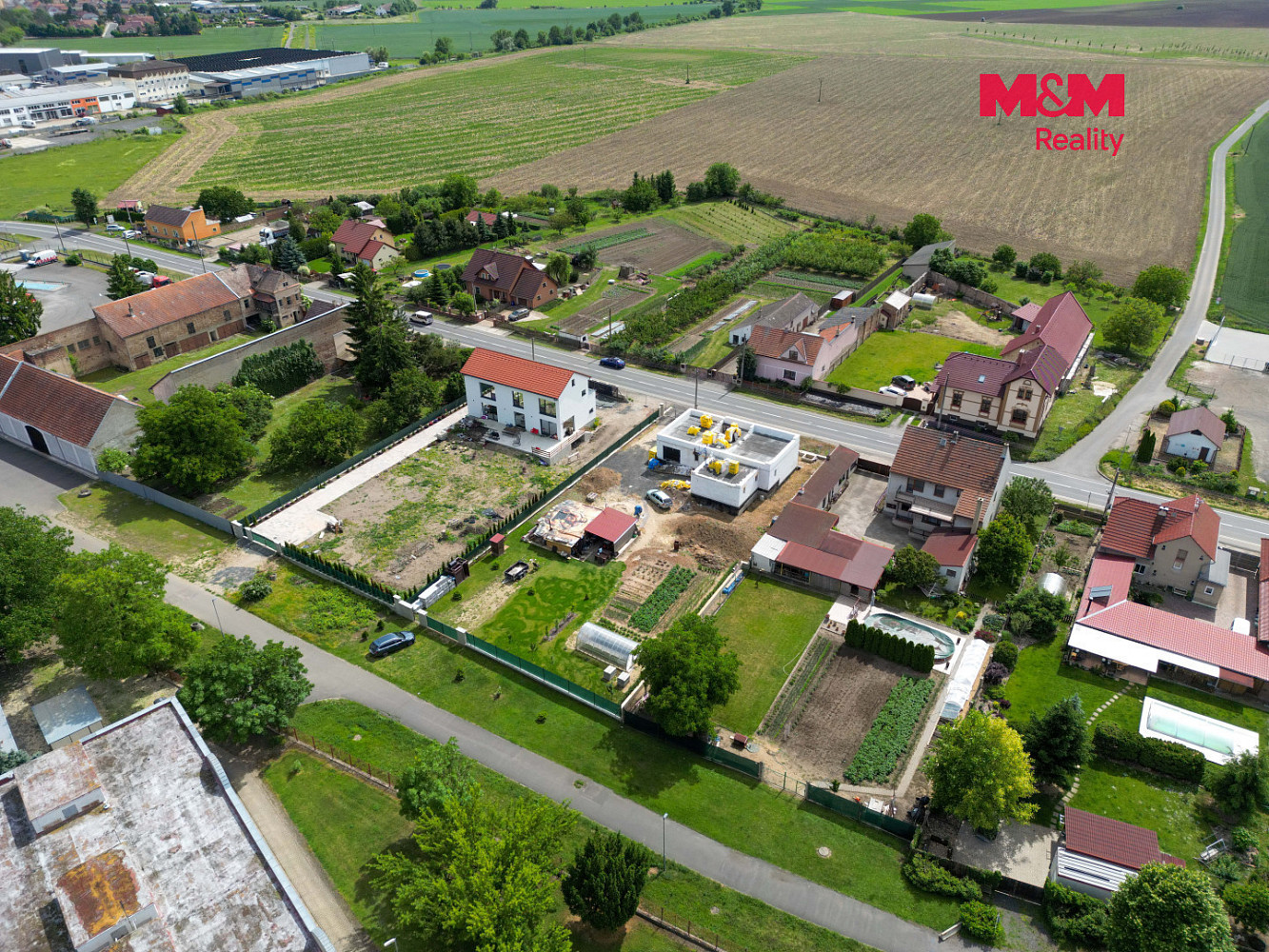 Prodej stavebního pozemku 1 600 m² — photo 4
