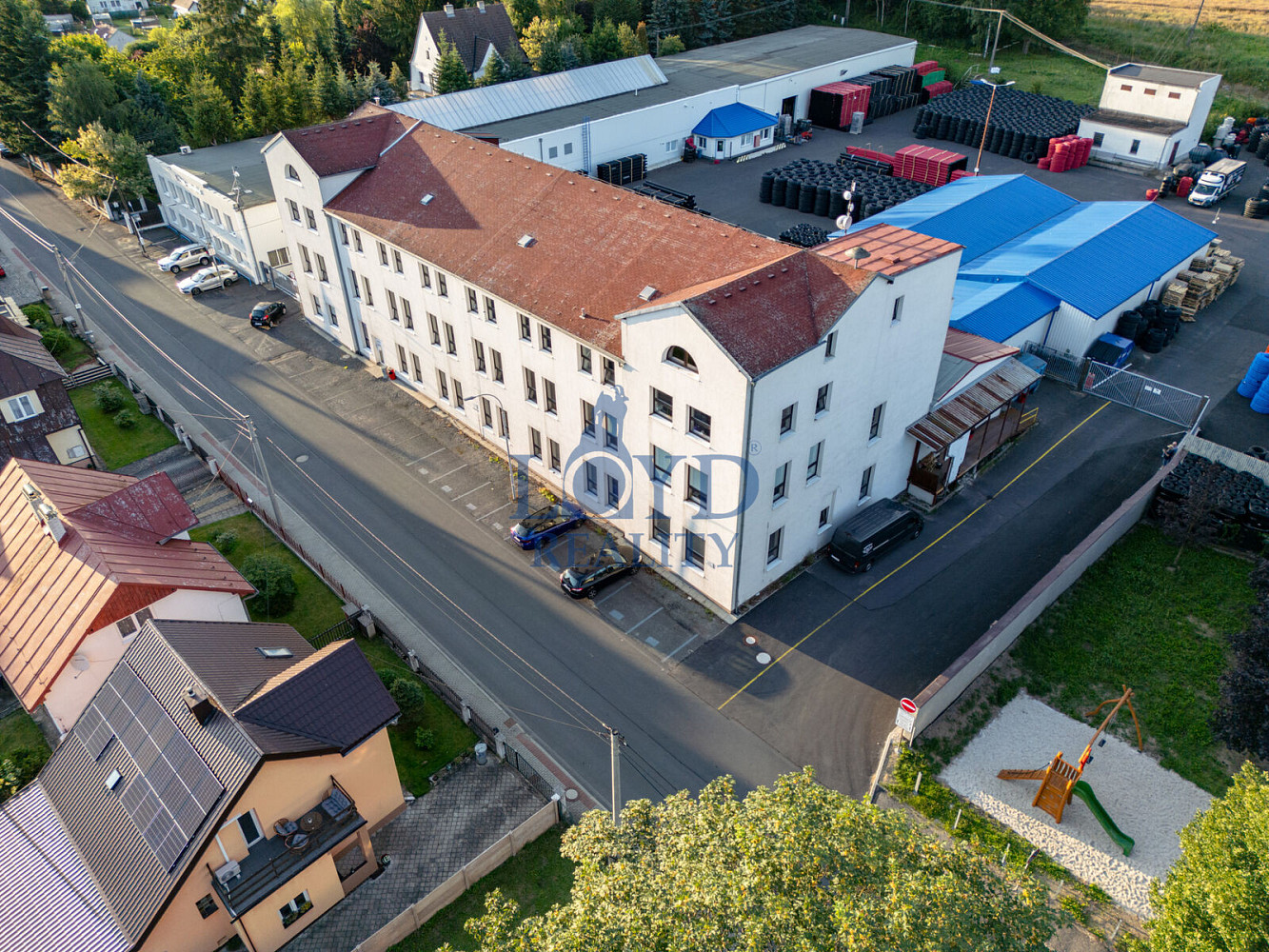 Prodej výrobních prostor 2 796 m²