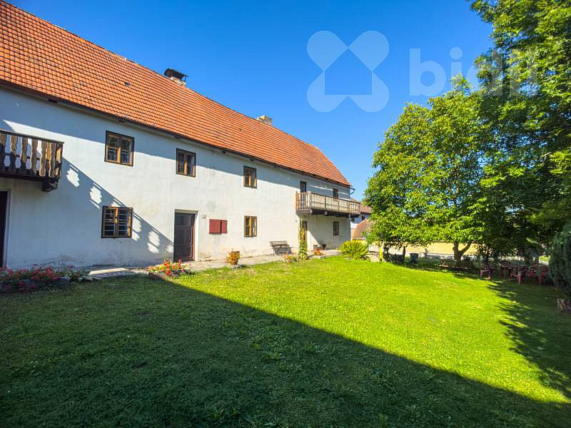 Prodej domu 154 m² s pozemkem 1 012 m² — photo 2