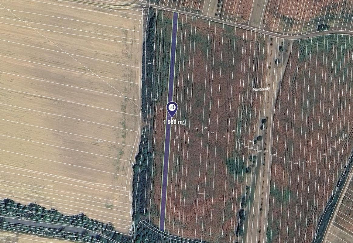 Prodej pole 995 m²