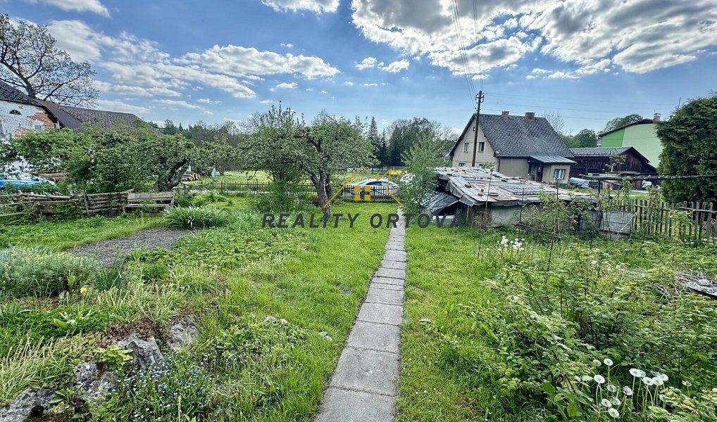 Prodej domu 188 m² s pozemkem 466 m², Jesenný – náhled fotky 9