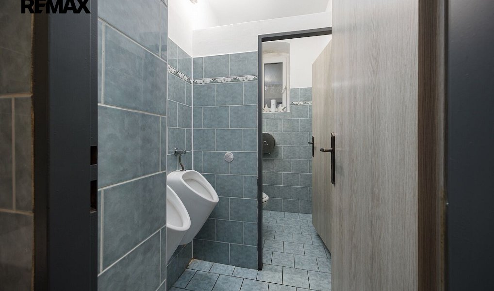 Prodej ubytovacího objektu 435 m², Hřensko – náhled fotky 44