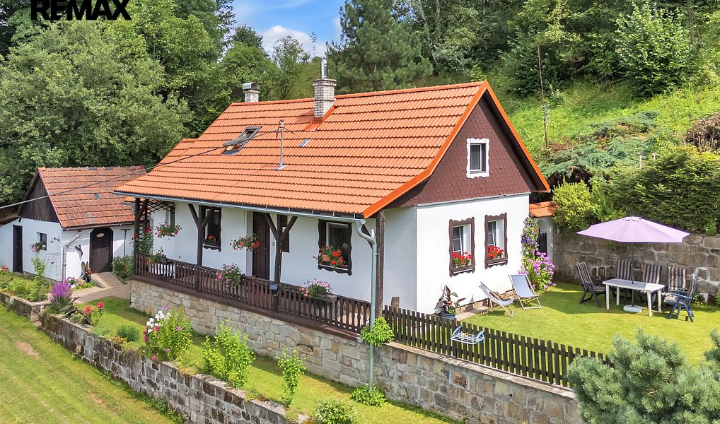 Prodej chaty/chalupy 151 m² s pozemkem 1 922 m², Dolní Dobrouč – náhled fotky 29
