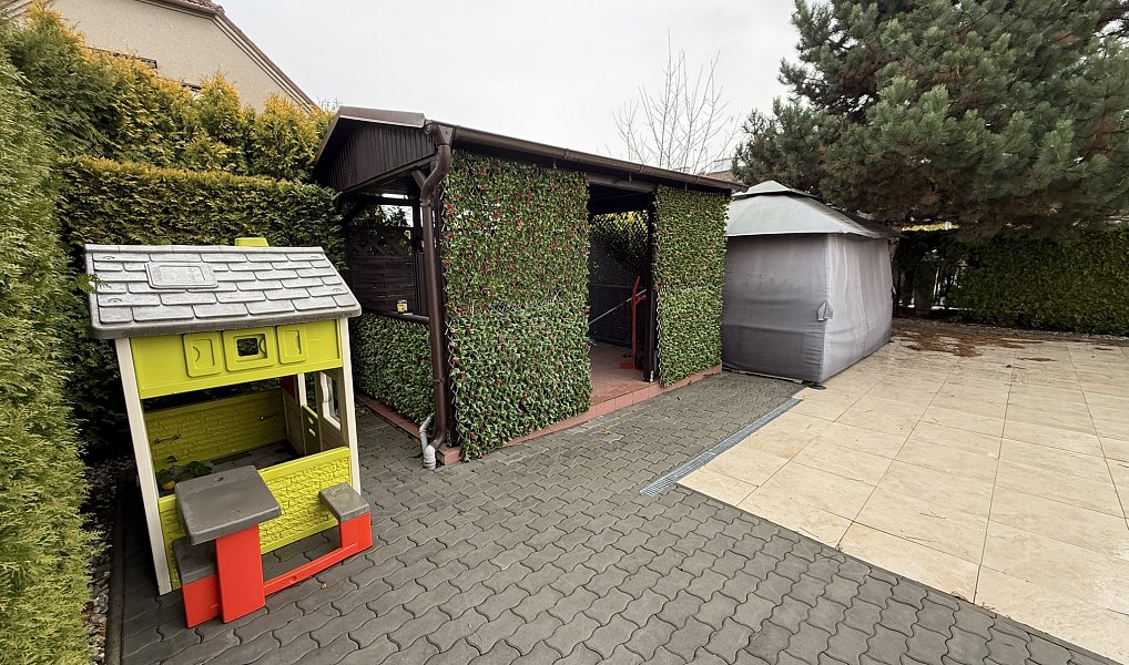 Prodej vily 300 m² s pozemkem 838 m², Prostějov – náhled fotky 21