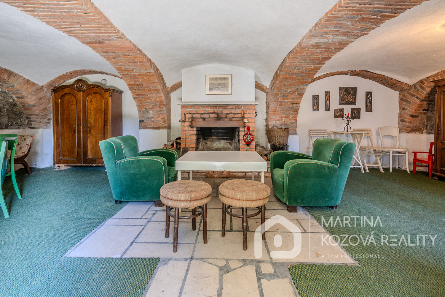 Prodej chaty/chalupy 220 m² s pozemkem 1 564 m² — photo 2