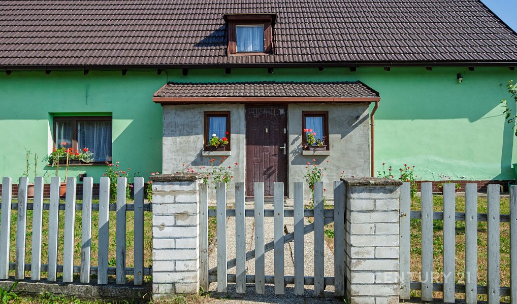 Prodej domu 262 m² s pozemkem 2 736 m², Starý Jičín – náhled fotky 2