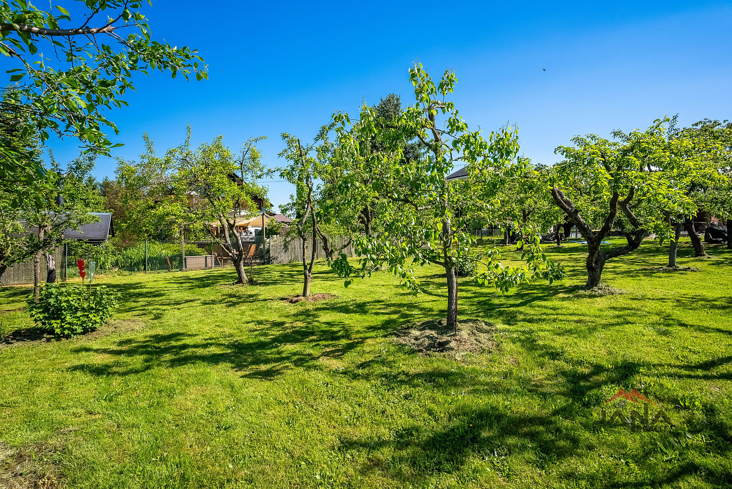 Prodej stavebního pozemku 1 201 m² - Widok 4