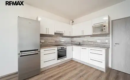 Pronájem bytu 1+kk 40 m²