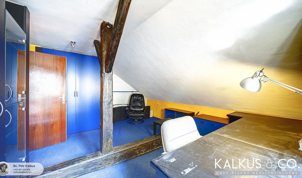 Prodej domu 177 m² s pozemkem 1 009 m², Hradec Králové – náhled fotky 16