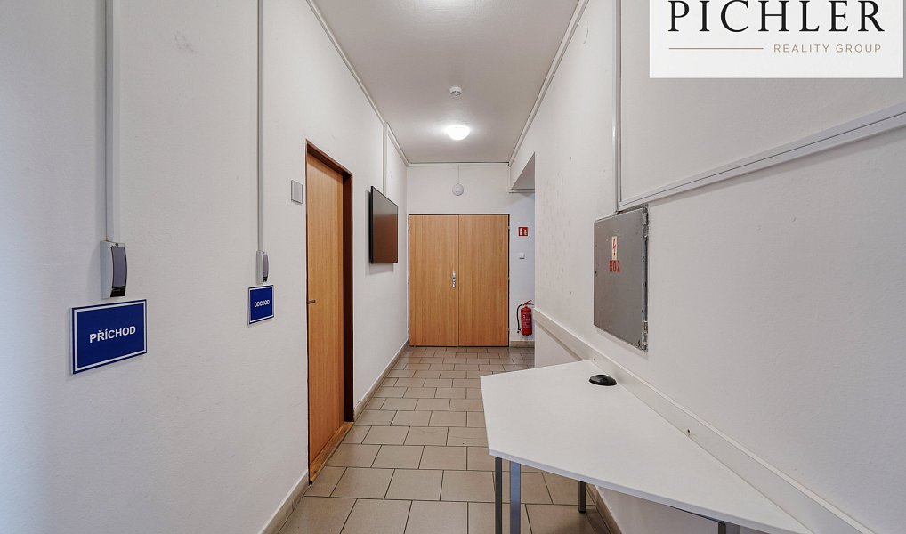 Pronájem kanceláře 255 m², Plzeň – náhled fotky 27