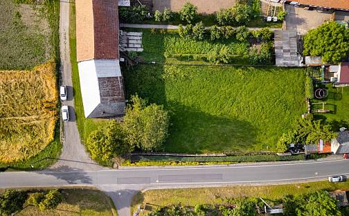 Prodej stavebního pozemku 1 853 m², Biskupice, okres Prostějov