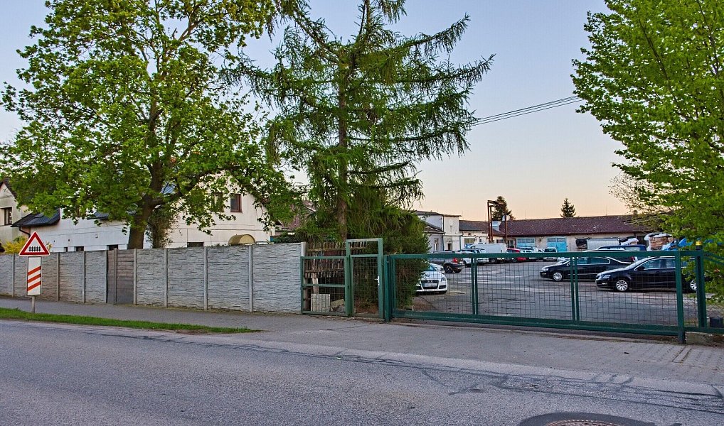 Prodej výrobních prostor 3 949 m², Hradec Králové – náhled fotky 5
