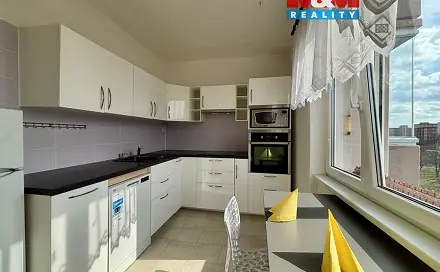 Prodej bytu 2+1 57 m², Opavská, Ostrava - Poruba