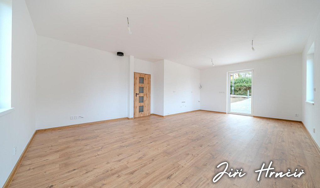 Prodej domu 118 m² s pozemkem 838 m², Úněšov – náhled fotky 3