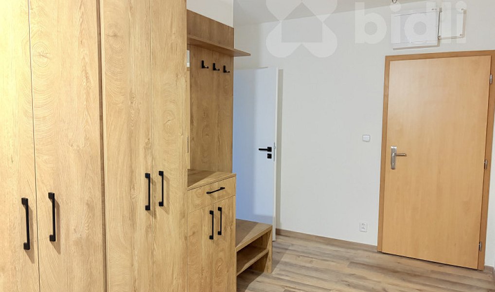 Pronájem bytu 3+1 88 m², Černošice – náhled fotky 15